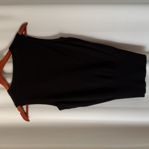 Cleo V-Neck Sweater Vest EUC - Picture 4 of 5